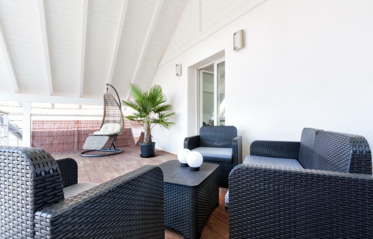Appartement Donna Rhinau Екстериор снимка